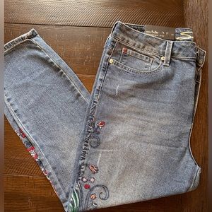 Seven7 Skinny Jeans